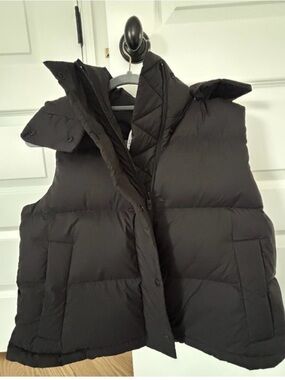 lululemon athletica Black Puffer Vest